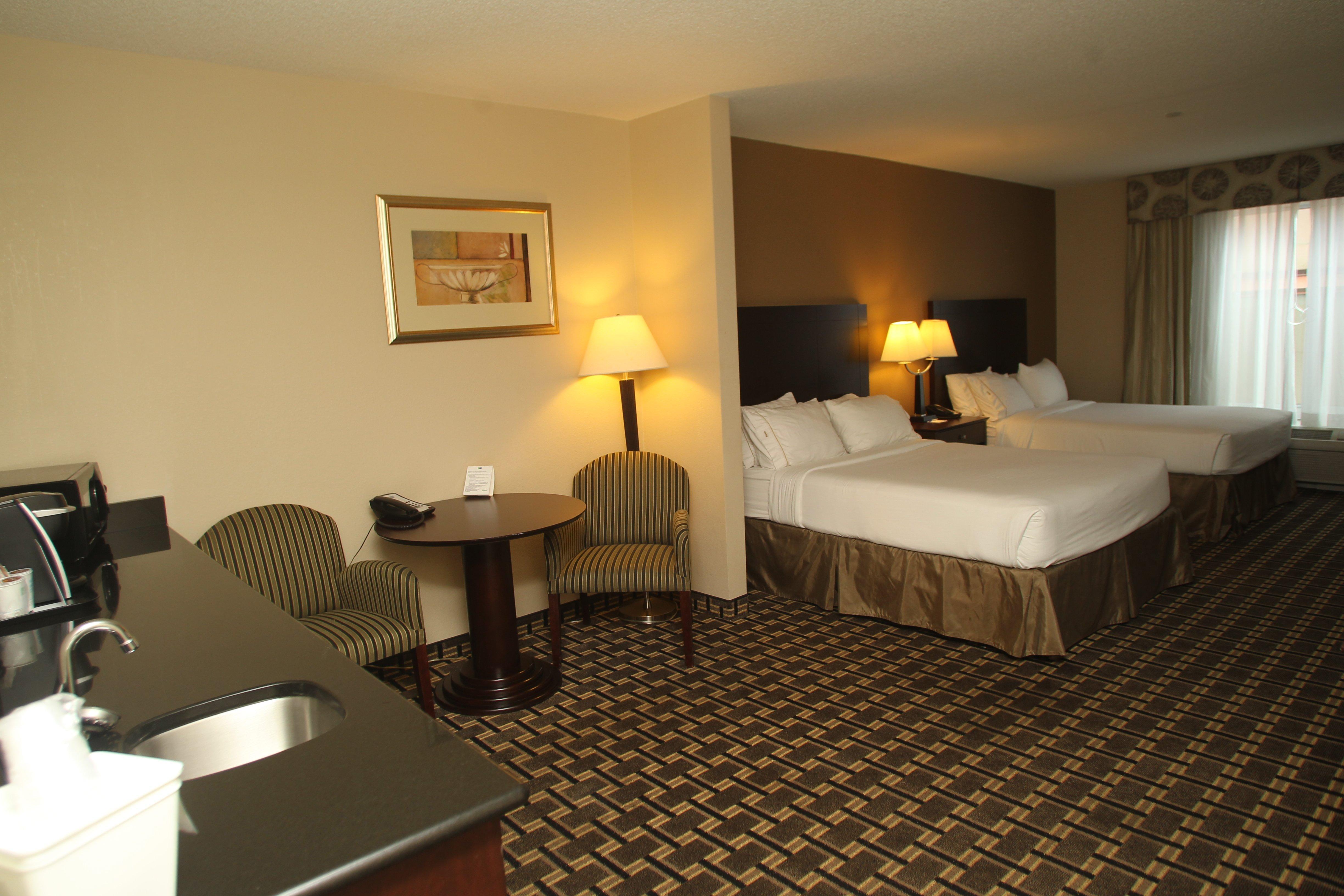 Holiday Inn Express Pembroke By Ihg Exterior foto